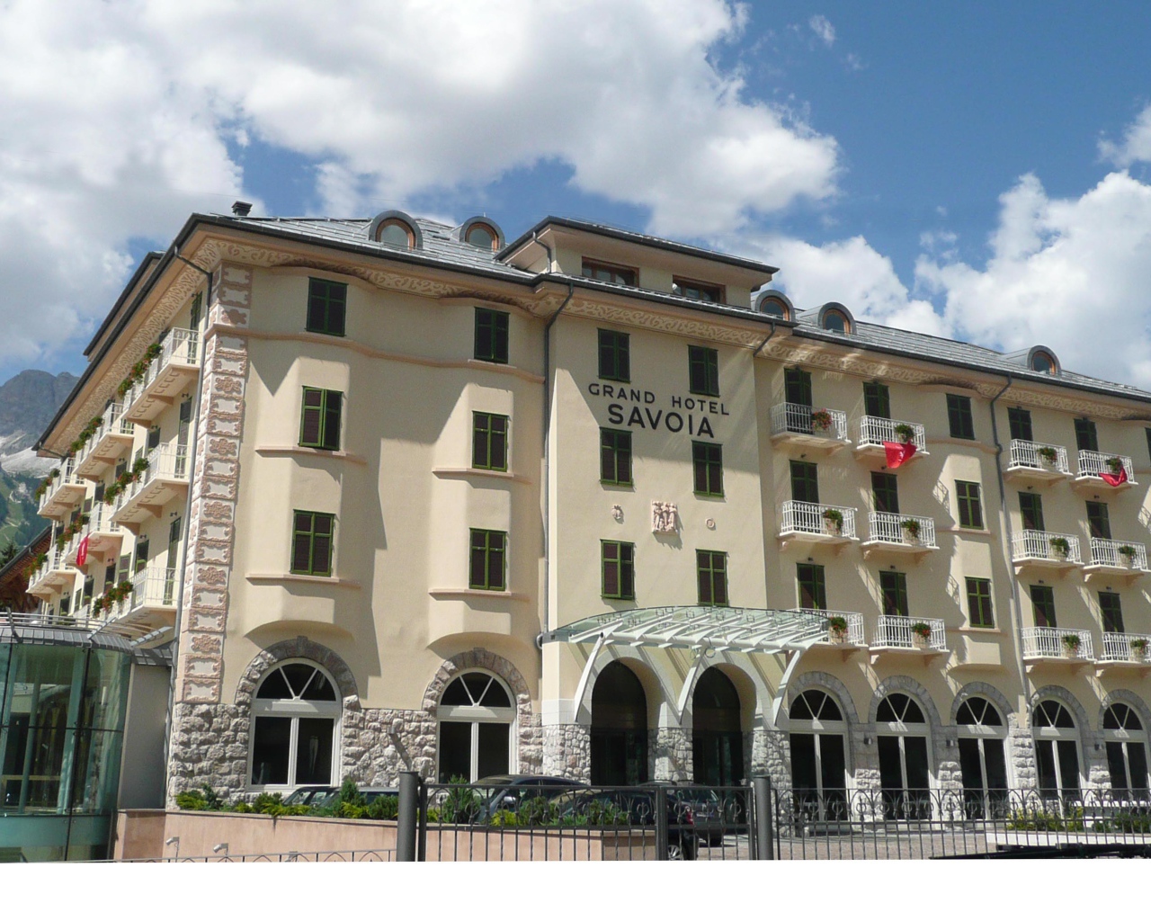 Отель Савоя на горнолыжном курорте Кортина д'Ампеццо, Италия