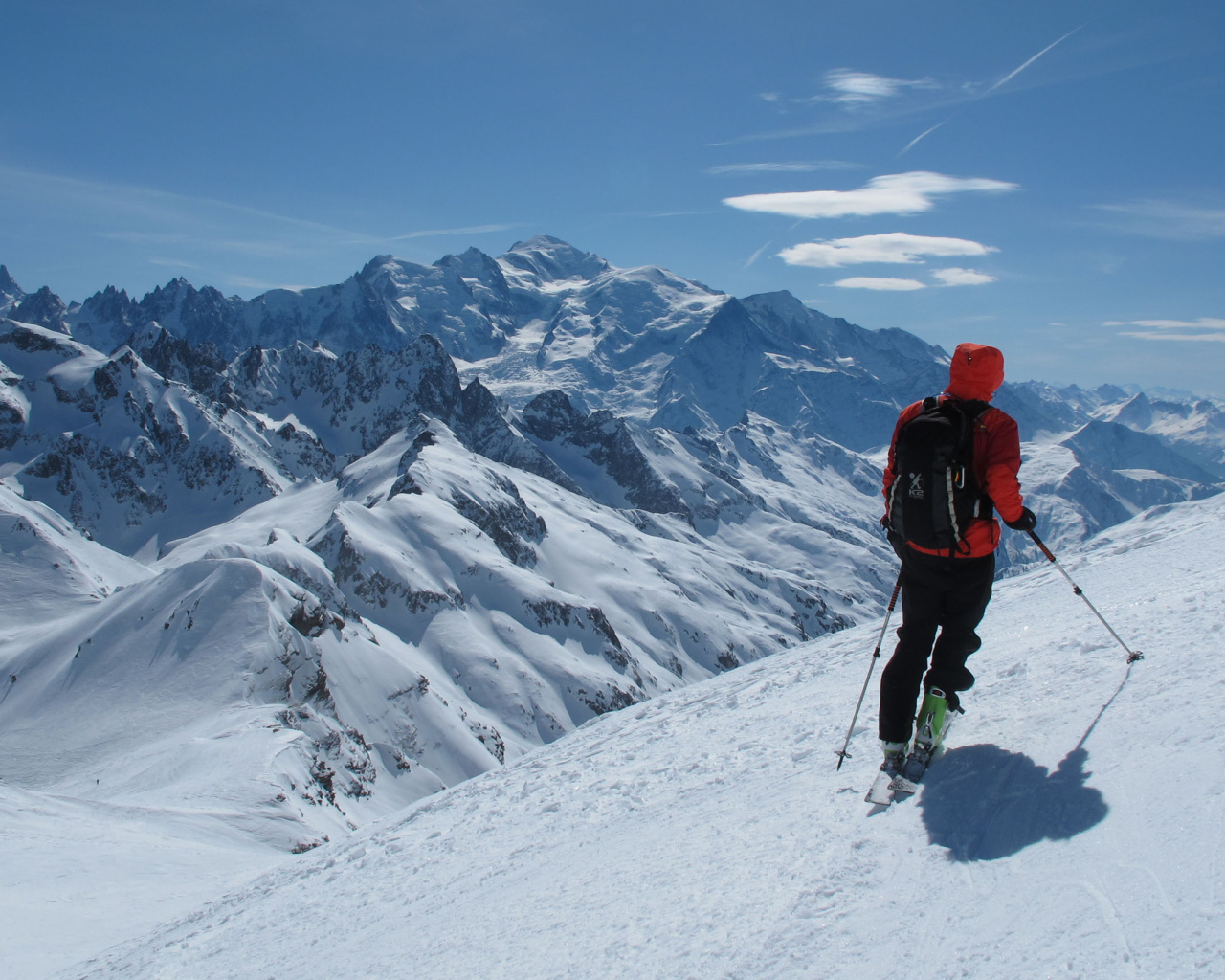 Катание на лыжах на горнолыжном курорте Валь ди Соль, Италия