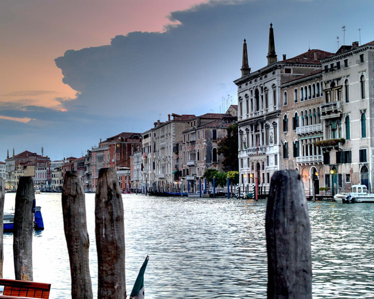 Вечерняя заря в Венеции, Италия