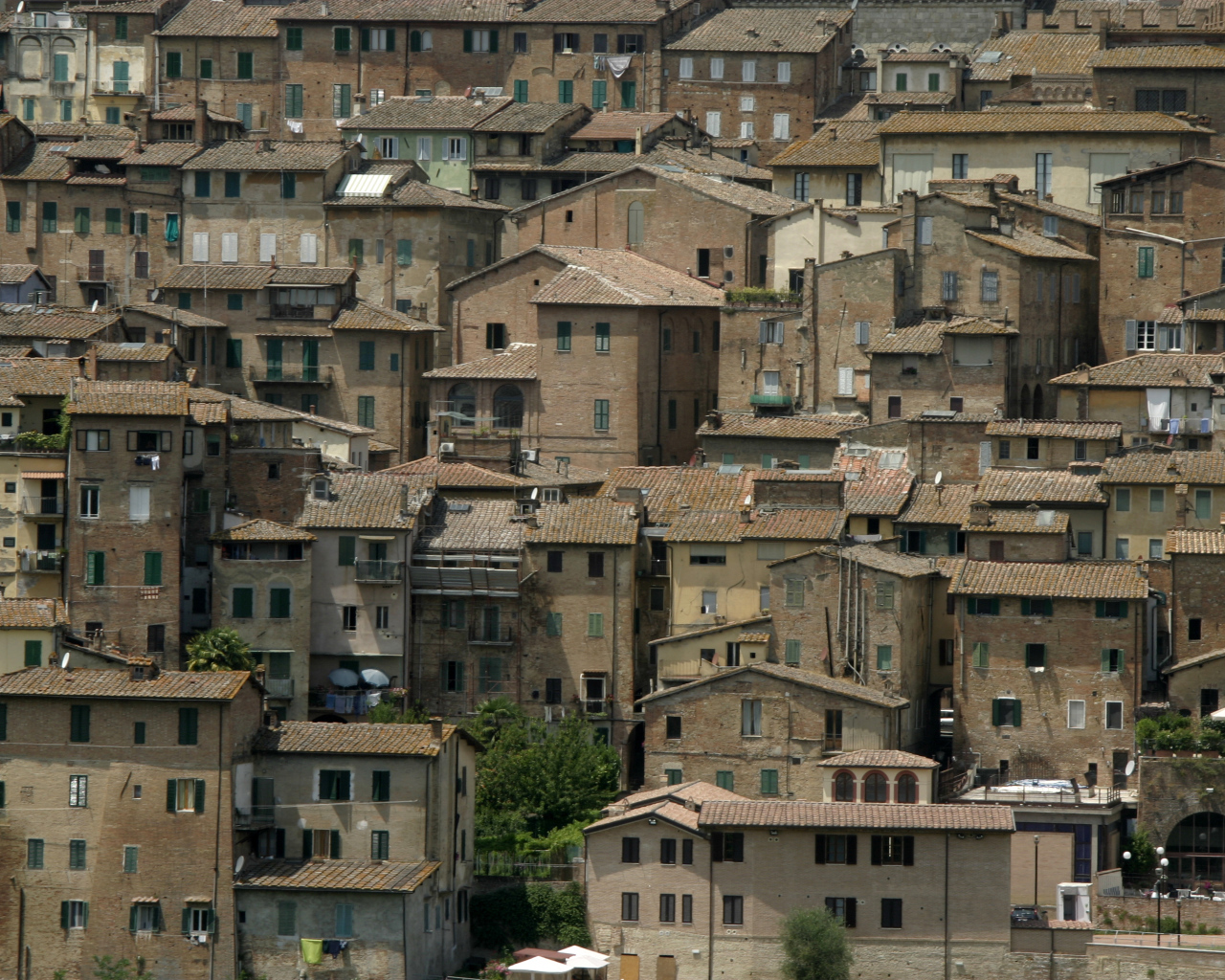 Городские дома в Сиене, Италия