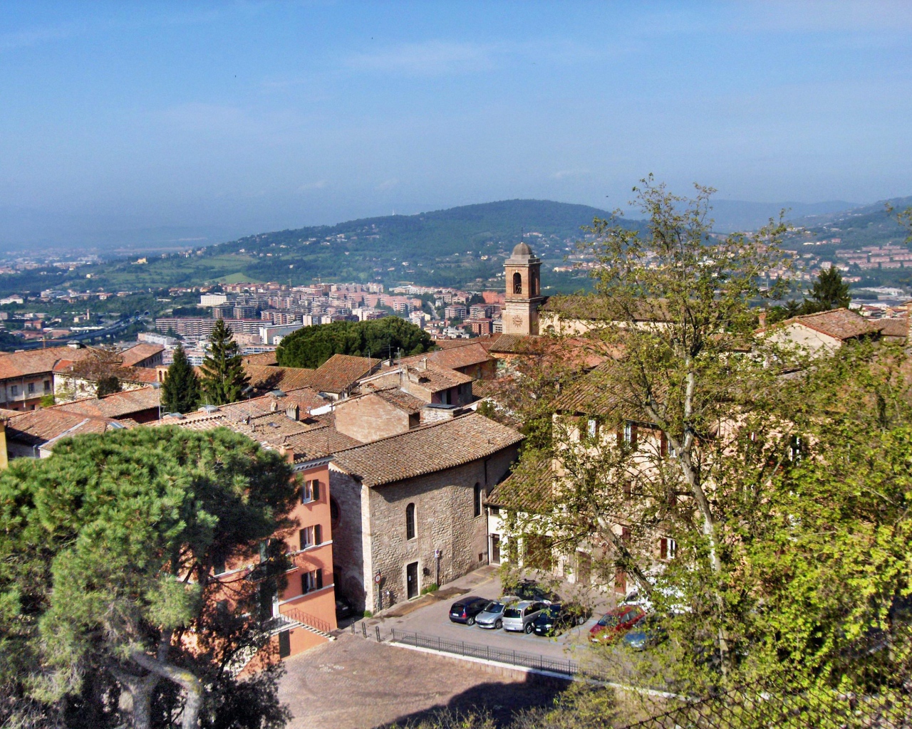 Вид с холма в Перудже, Италия