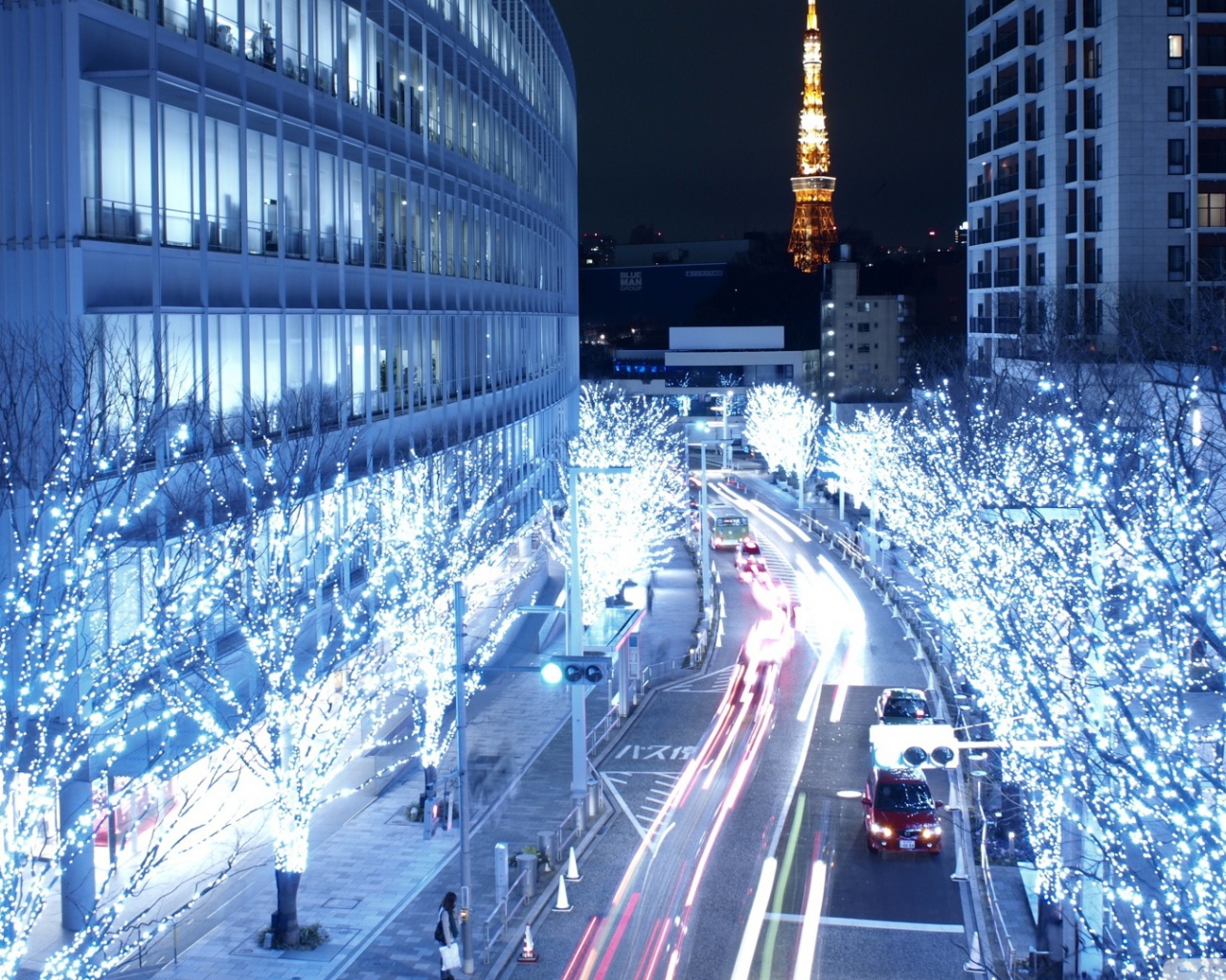 Голубые огни в Токио