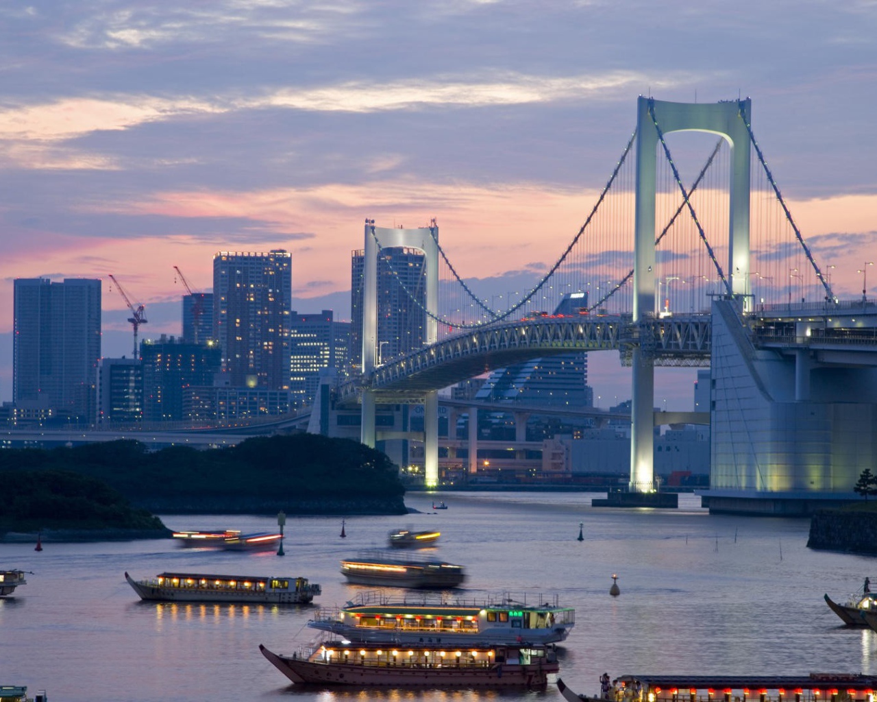 Мост в Токио