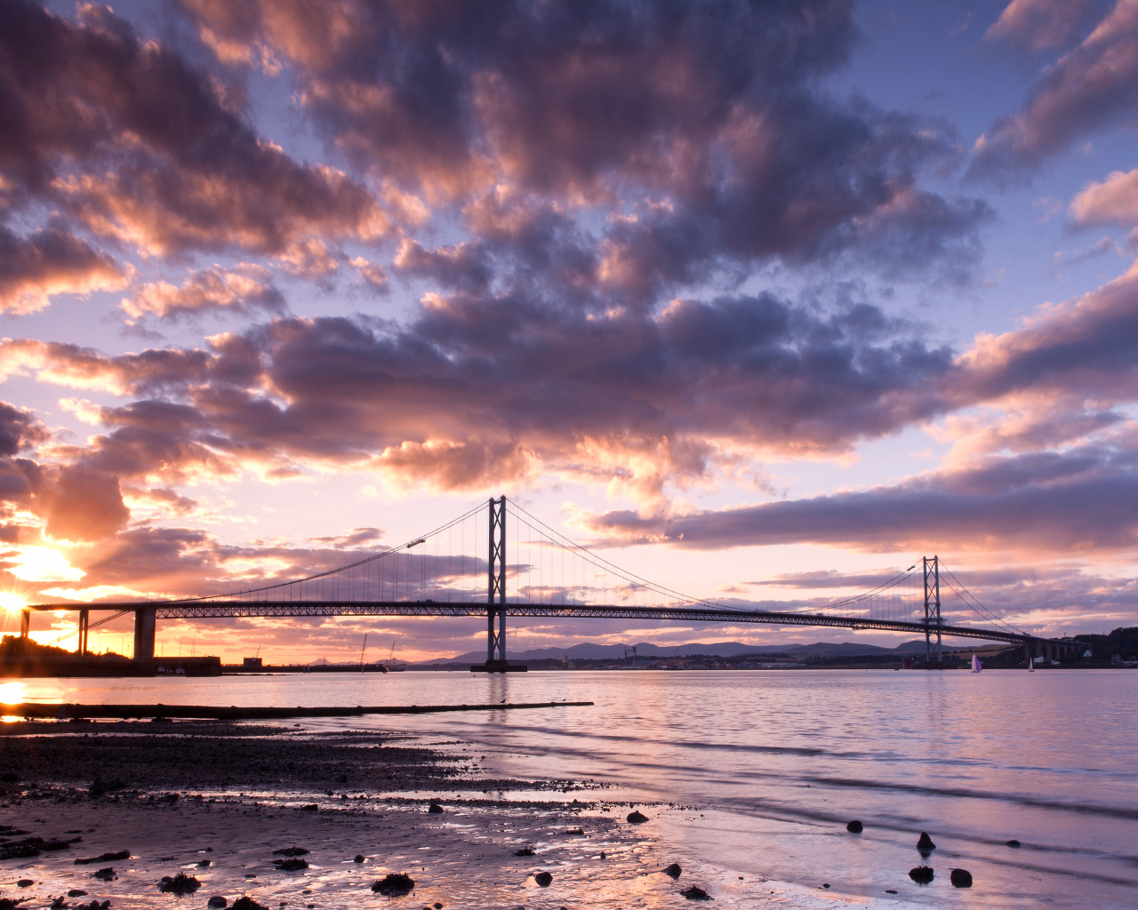 Мост Форт-Роуд в Шотландии