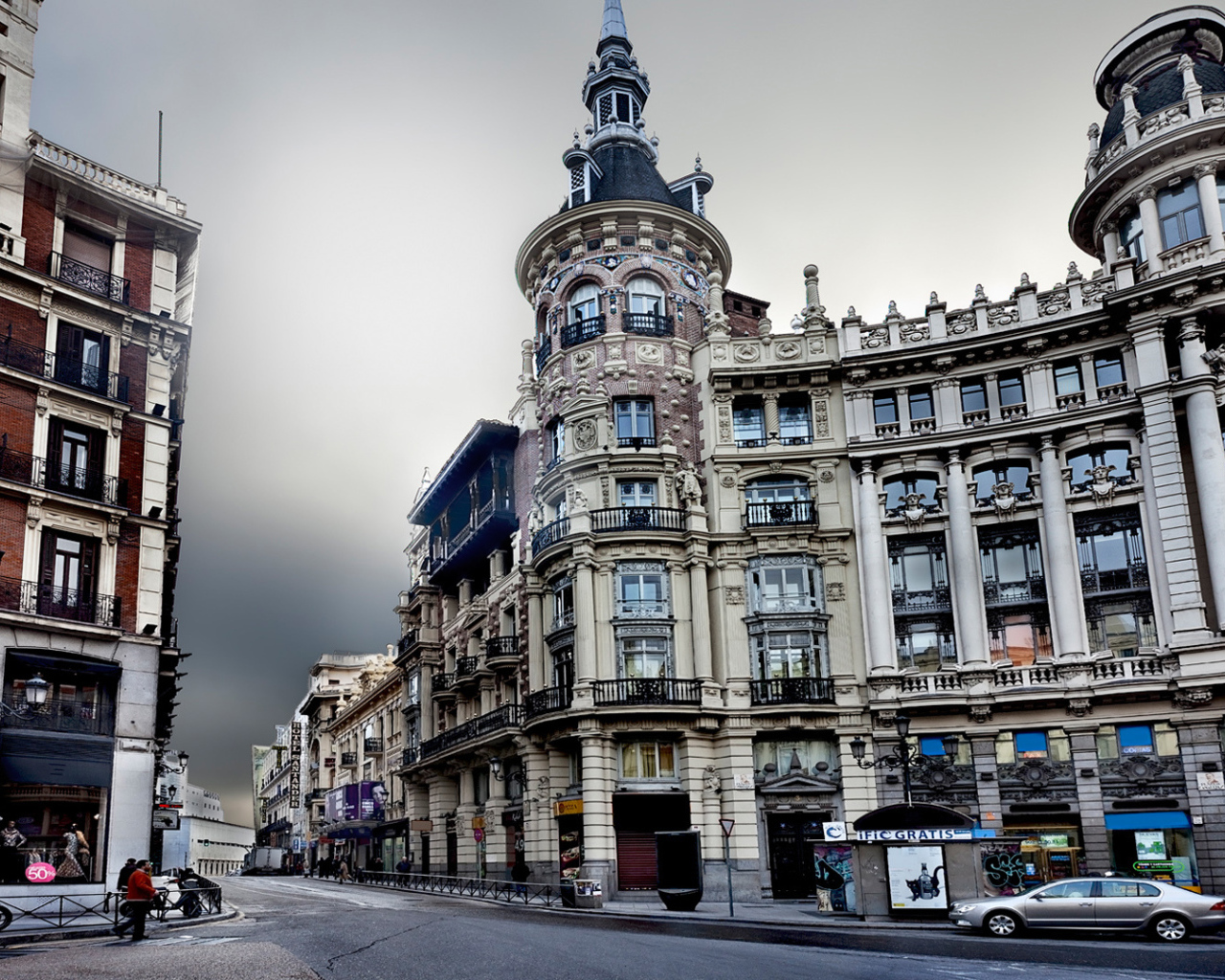 Старинные здания в Мадриде