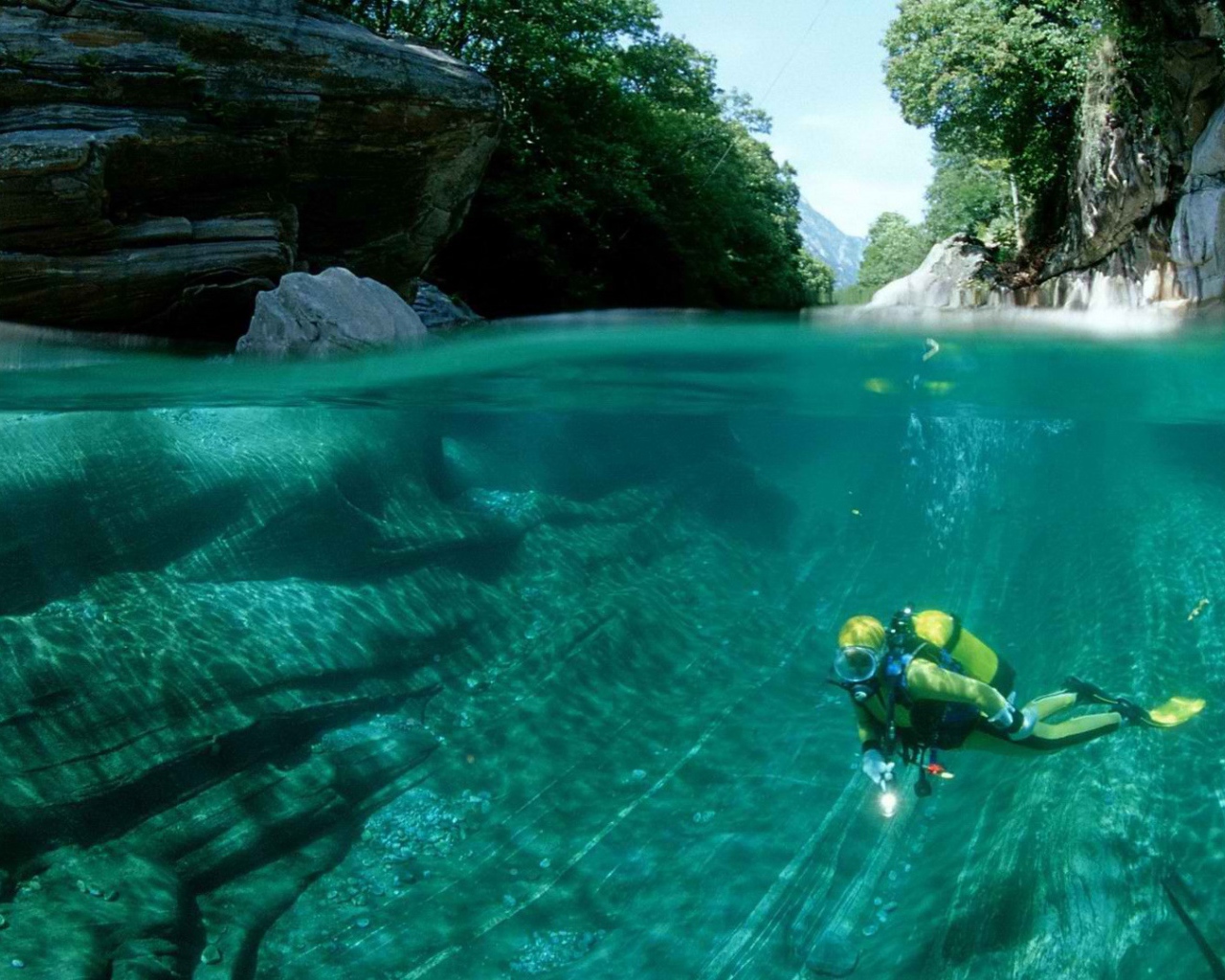 Подводный пловец в Швейцарии