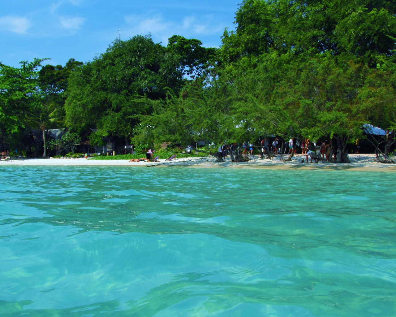 Голубая лагуна на острове Самет, Таиланд