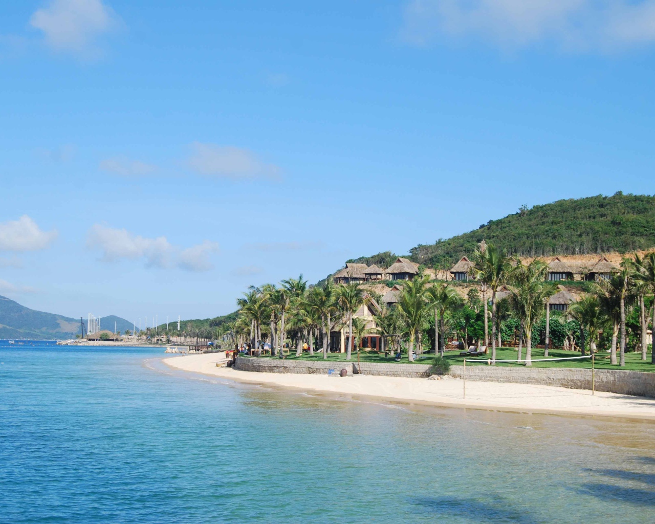 Дома на побережье на острове Самет, Таиланд