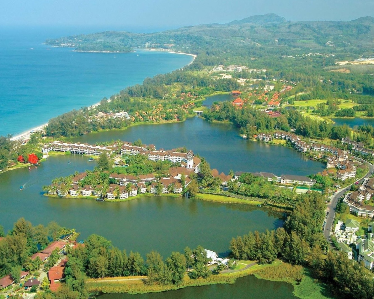 Морское побережье в Пхукете