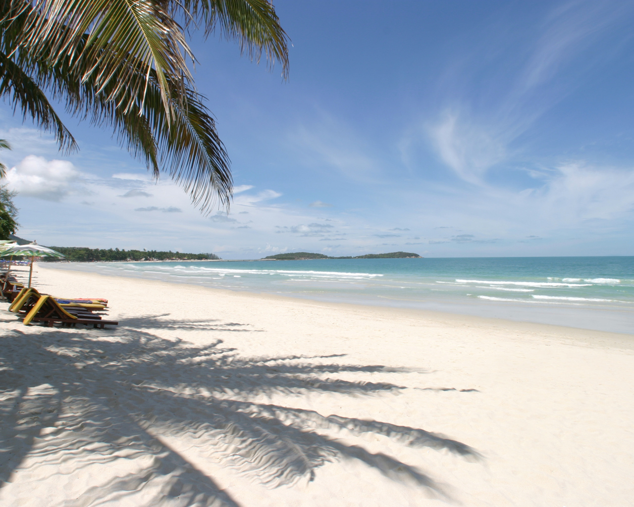 Песчаный пляж на курорте Хуа Хин, Таиланд