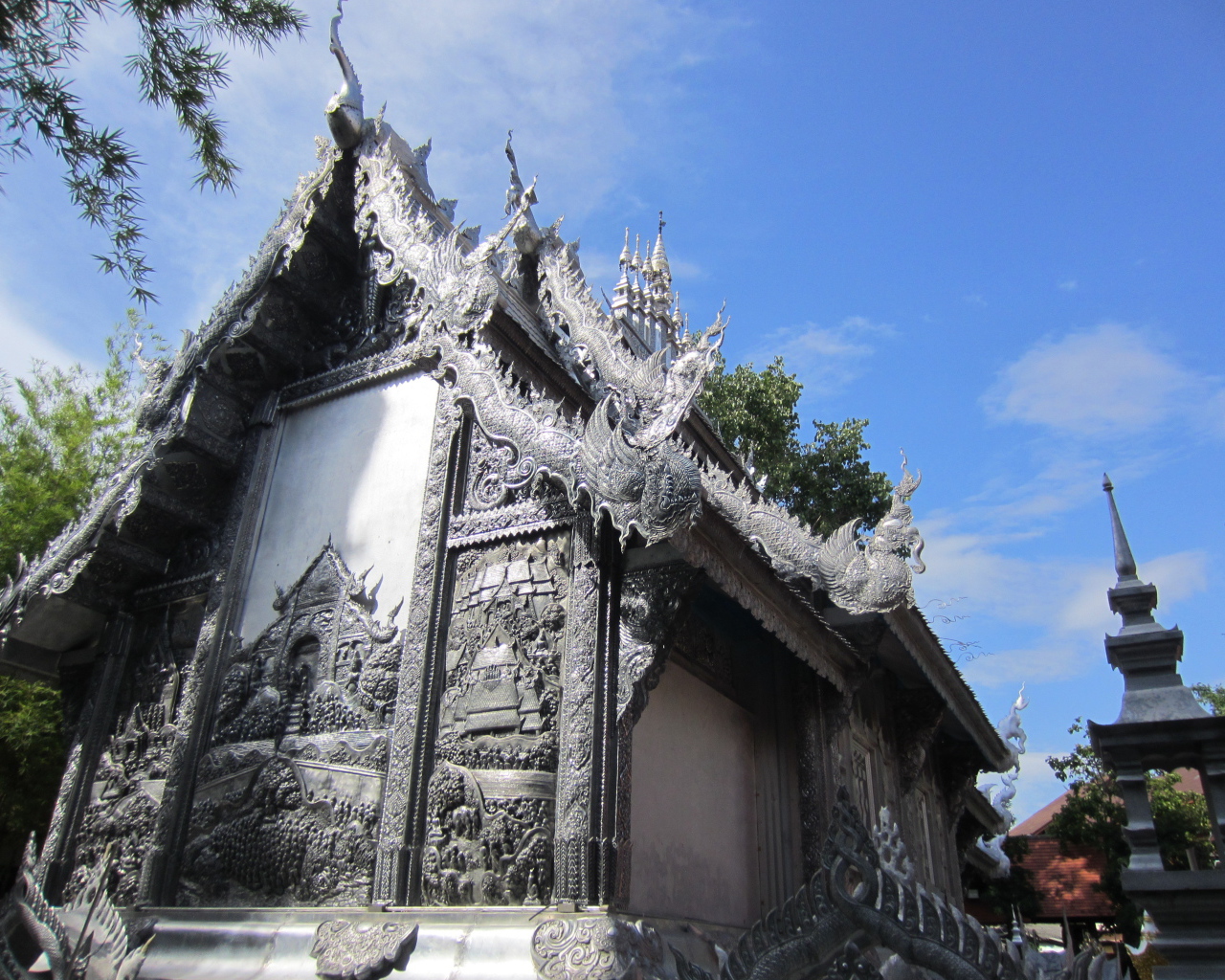 Серебряный храм на курорте Чианг Рай, Таиланд
