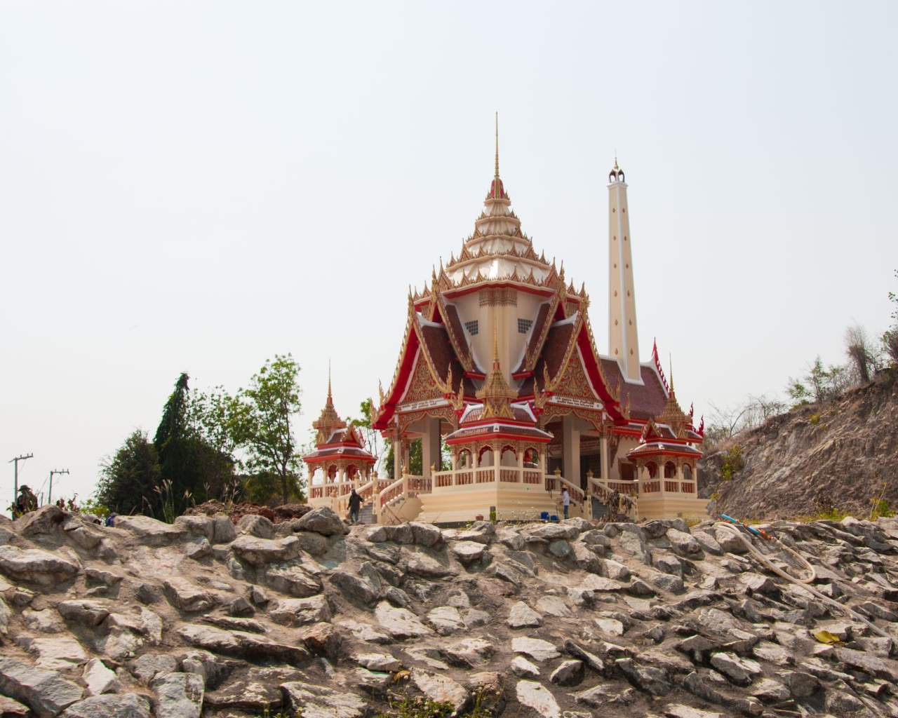 Храм на побережье на курорте Хуа Хин, Таиланд