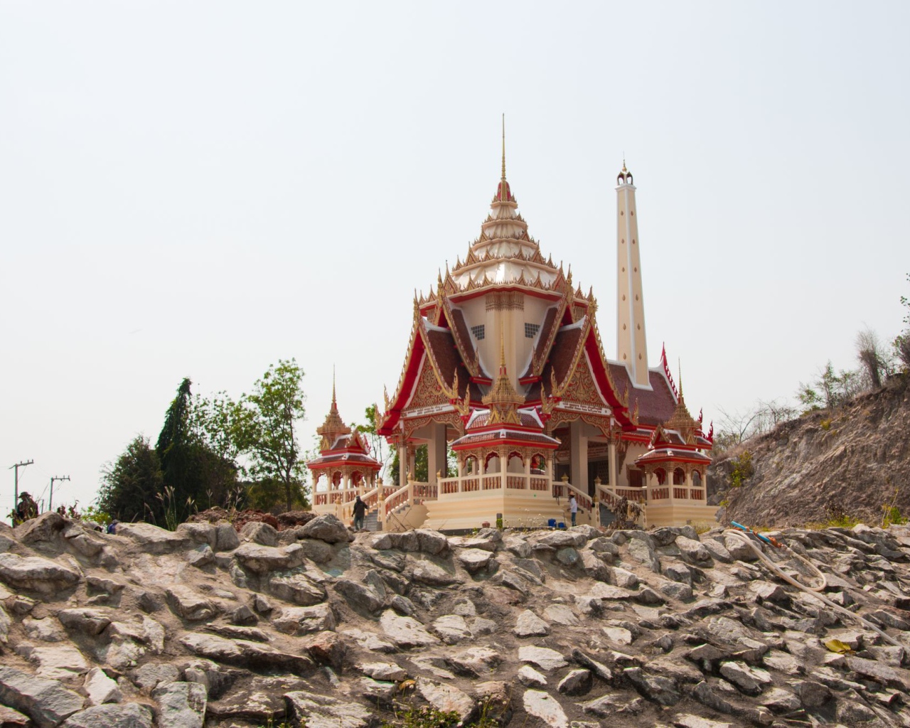 Храм на побережье на курорте Хуа Хин, Таиланд