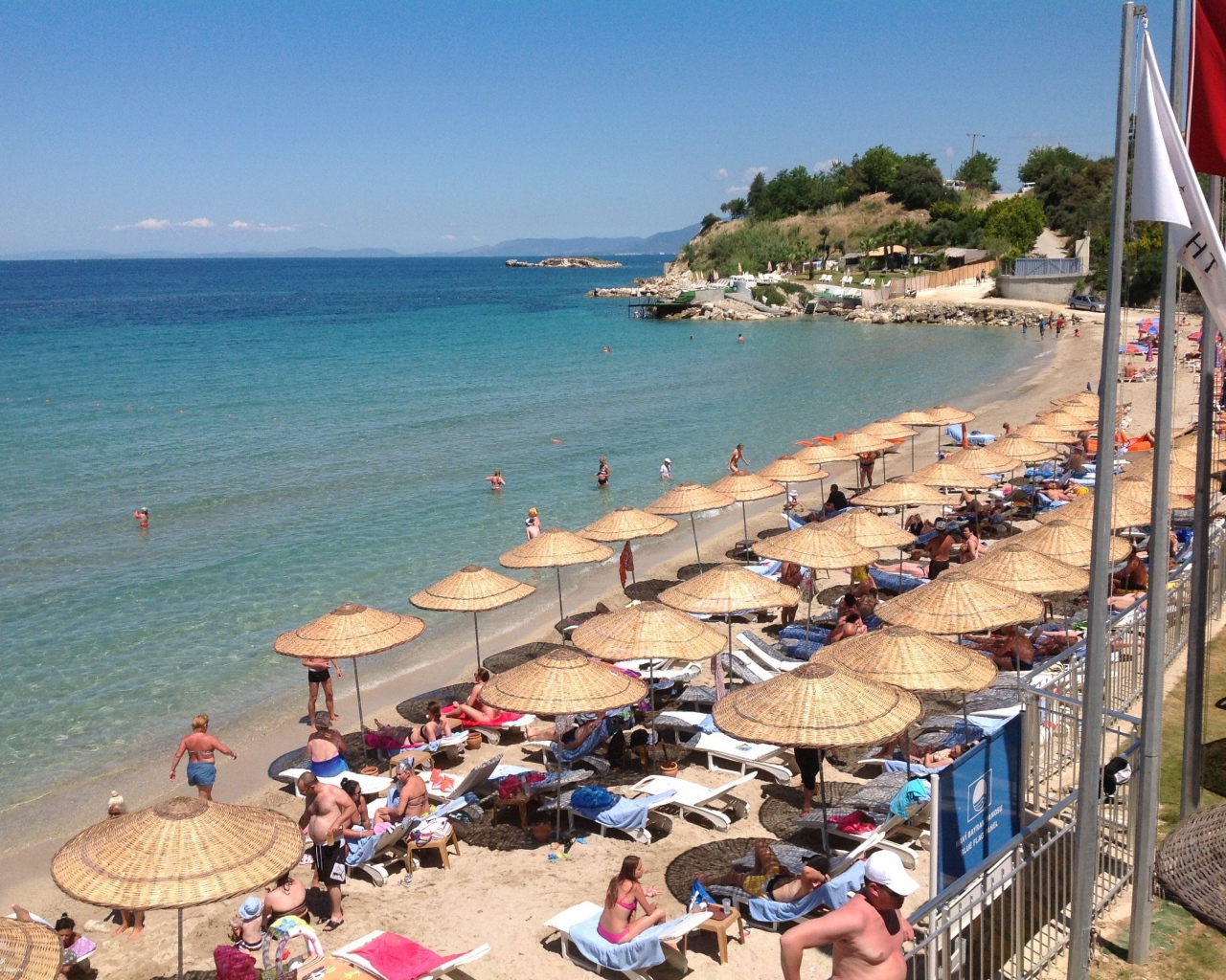 Пляж в Кушадасы, Турция