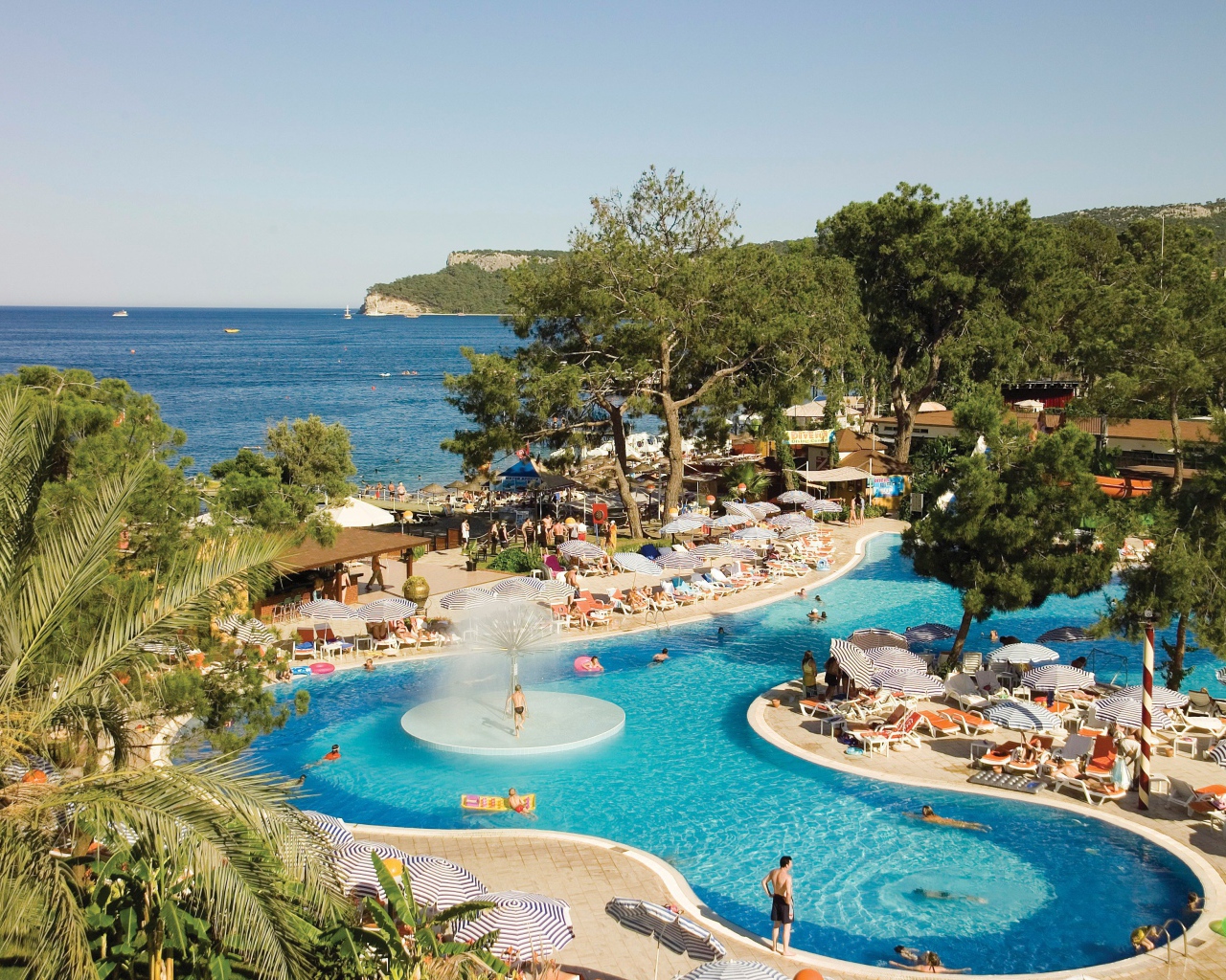 Курорт Кемер зимой, Турция