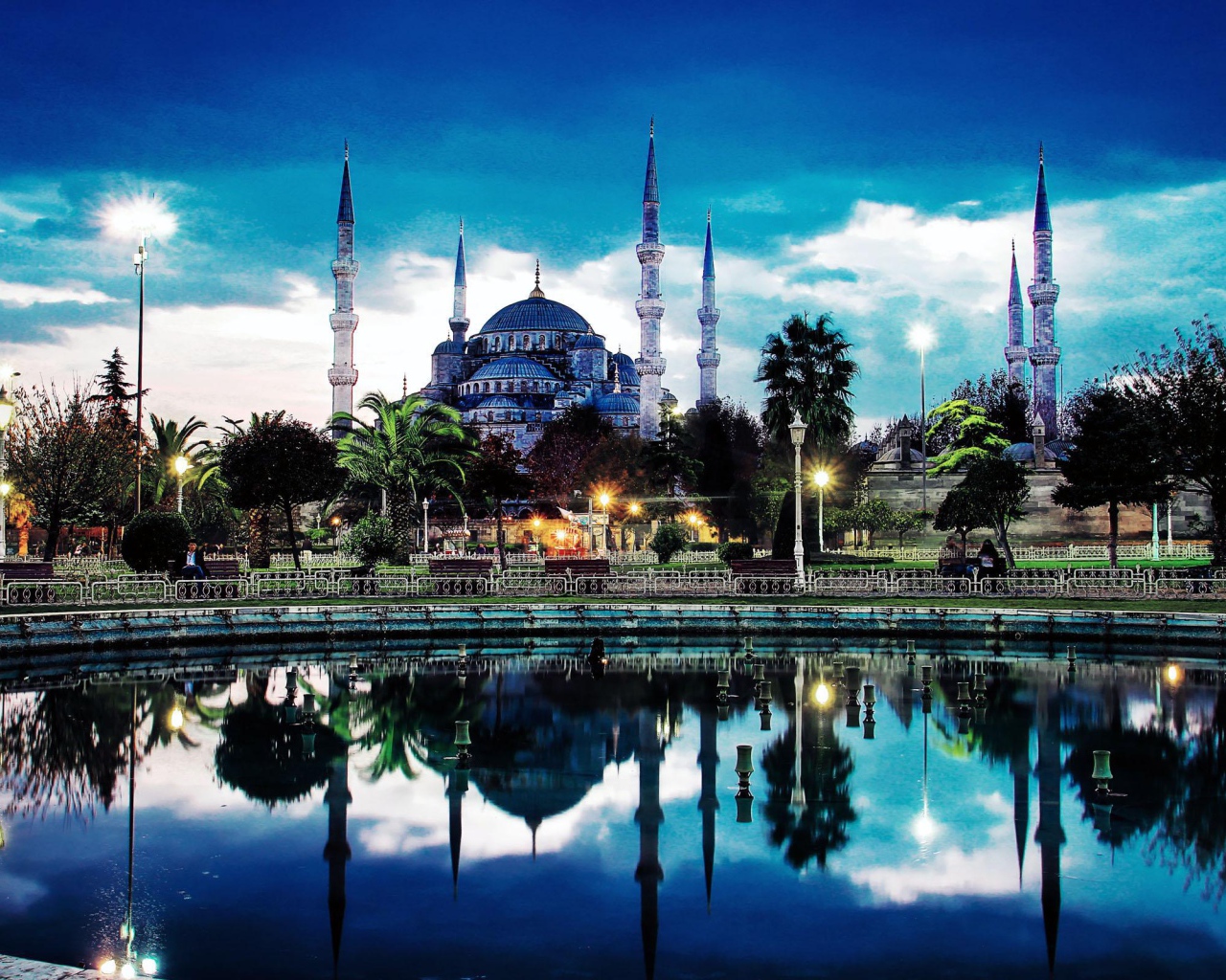 Пруд в Стамбуле