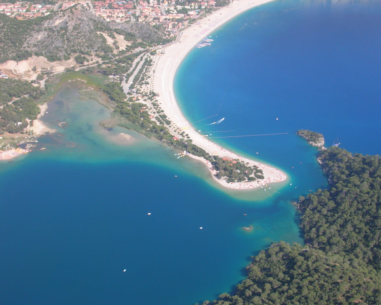 Вид на Фетхие с высоты птичьего полета, Турция