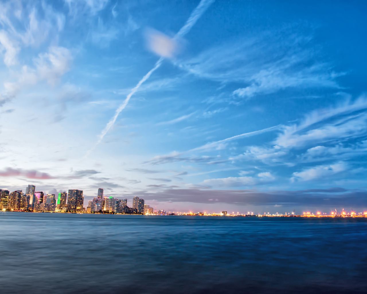 Чистое небо над Майами