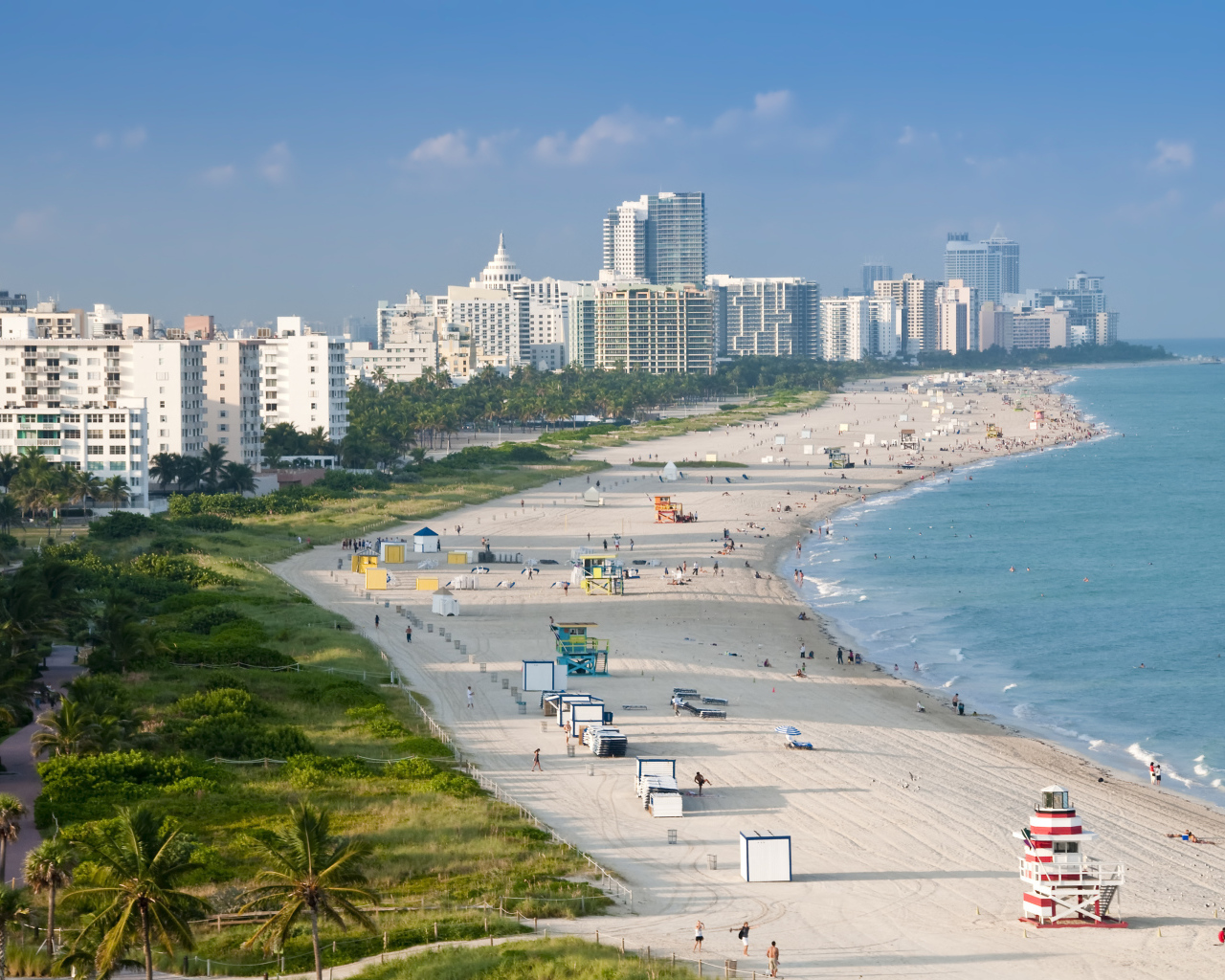 Бескрайний пляж в Майами