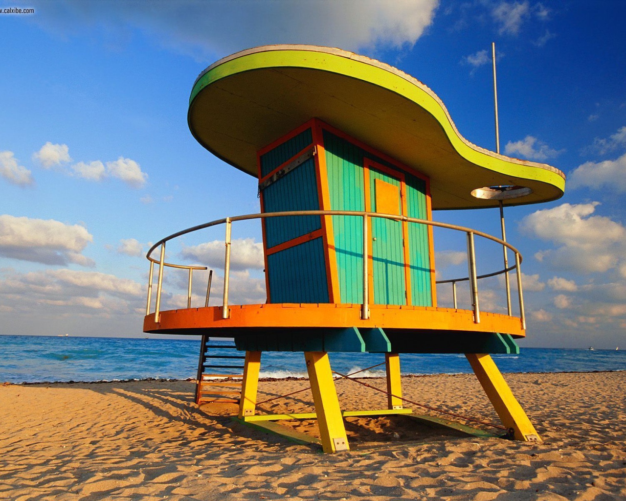 Пост спасателей на пляже Майами