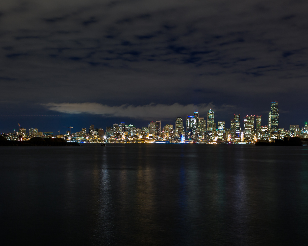 Сиэтл ночью, США