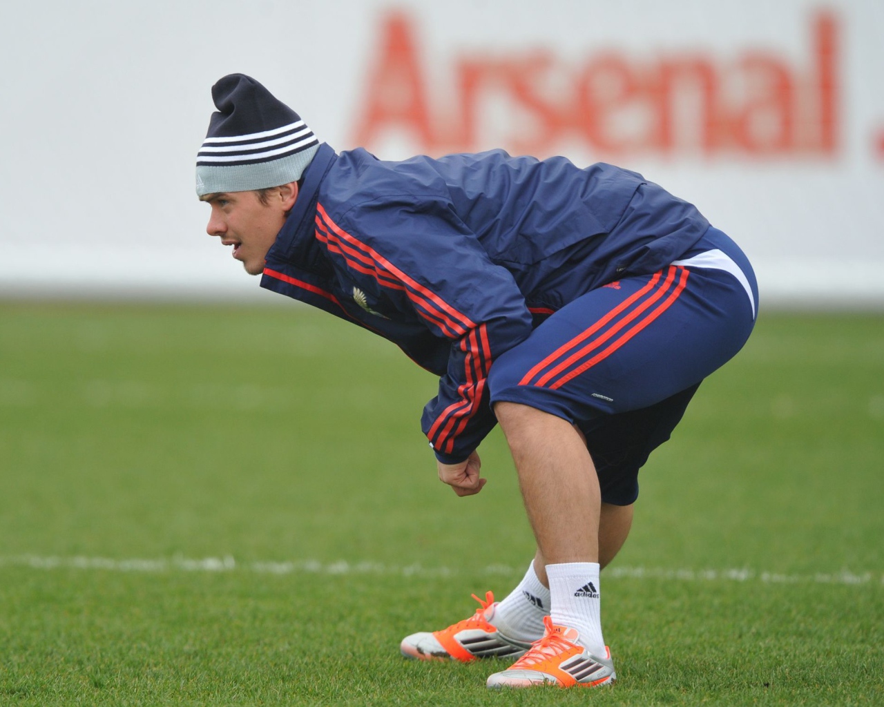 Андрей Ещенко защитник сборной России на разминке