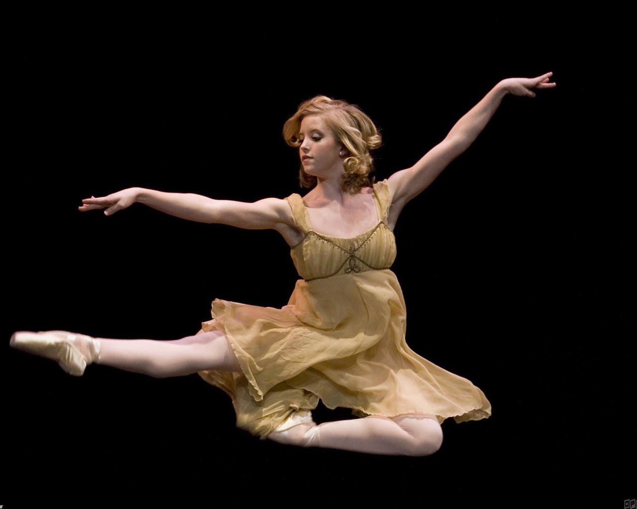 Балерина Меган Ольсен