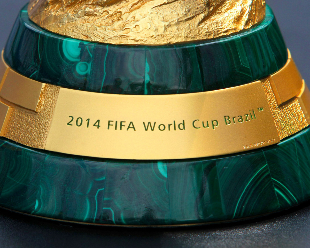 Основание кубка Чемпионата Мира по футболу в Бразилии 2014