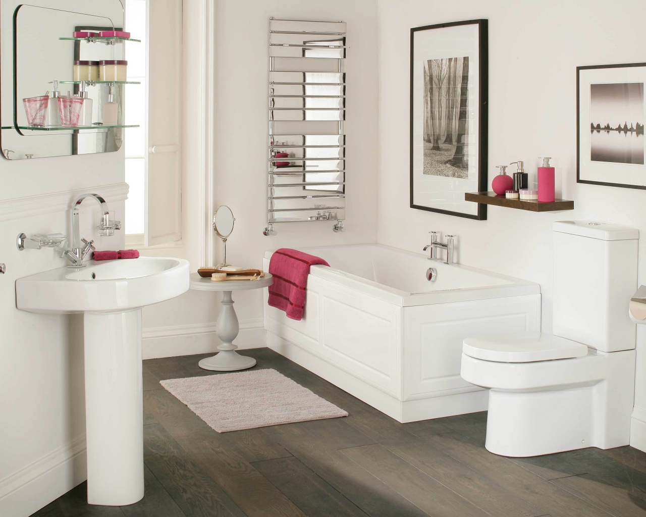 Ванная комната в белом стиле