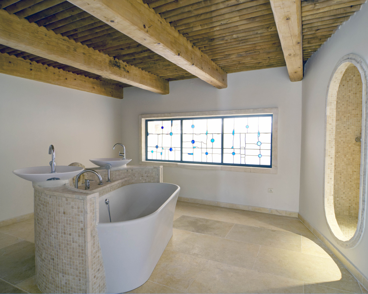 Bathroom with wooden roof