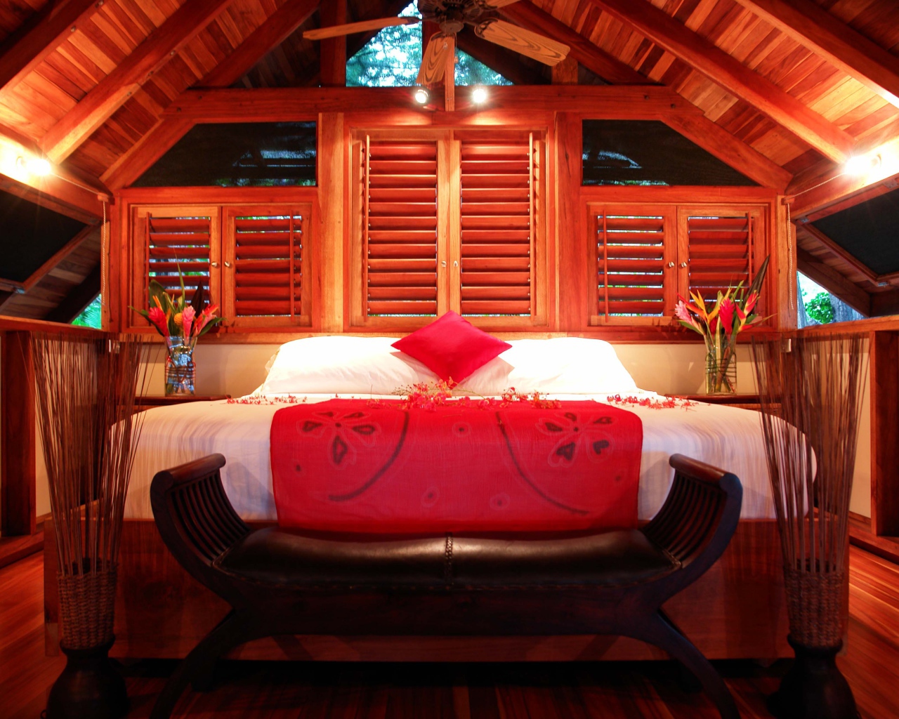 Спальня для молодоженов