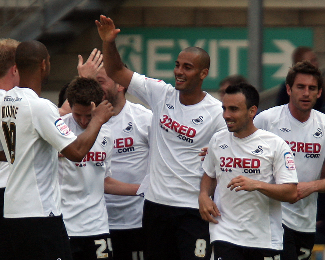 Возлюбленный Футбольный клуб Суонси Сити