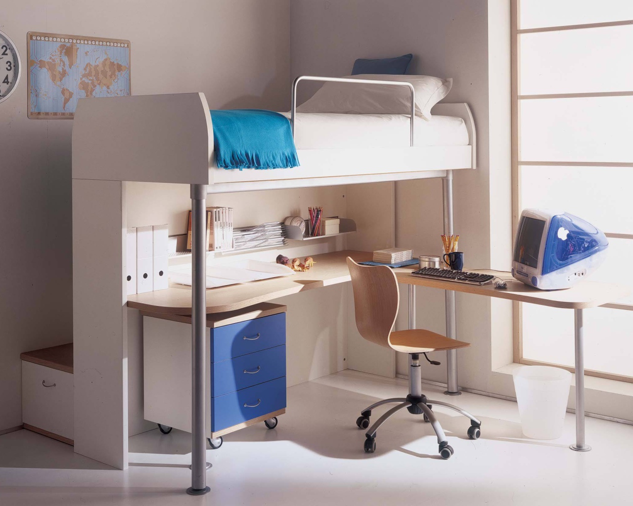 Компактная детская комната