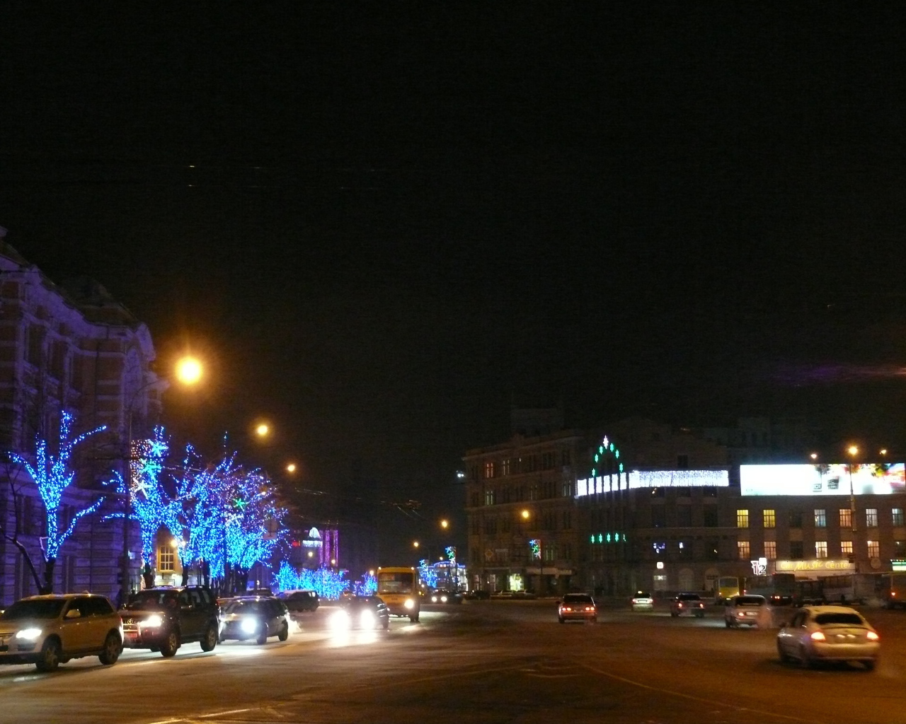 Площадь Конституции в Харькове