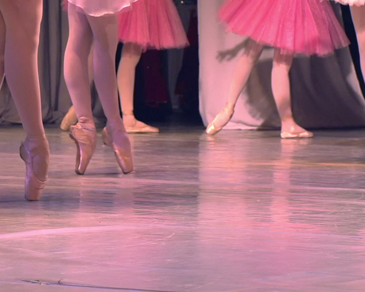 Ноги балерин