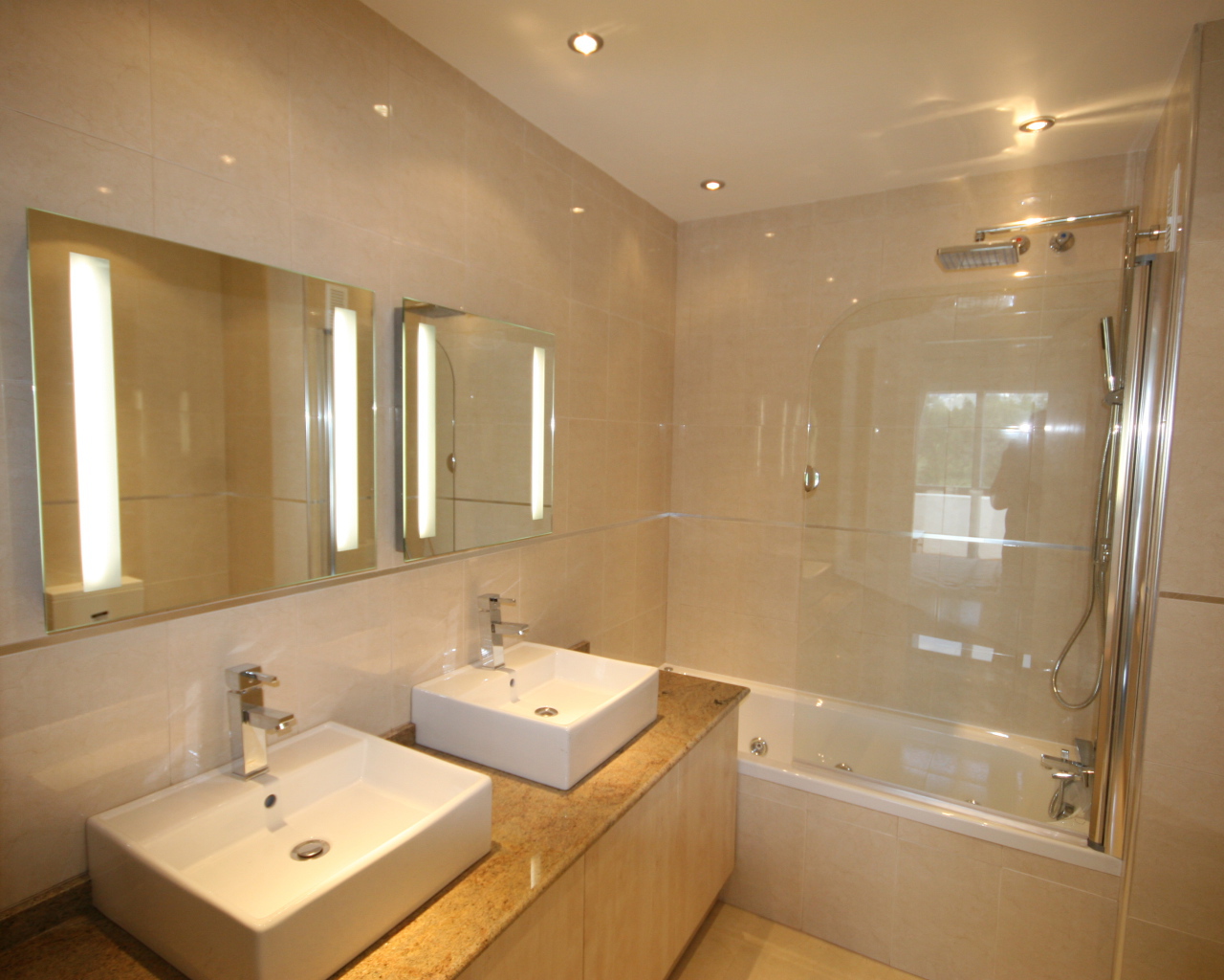 Бриллиантовая ванная комната