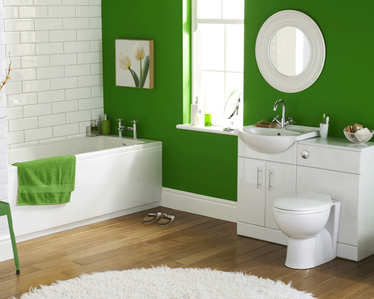 Зеленая ванная комната