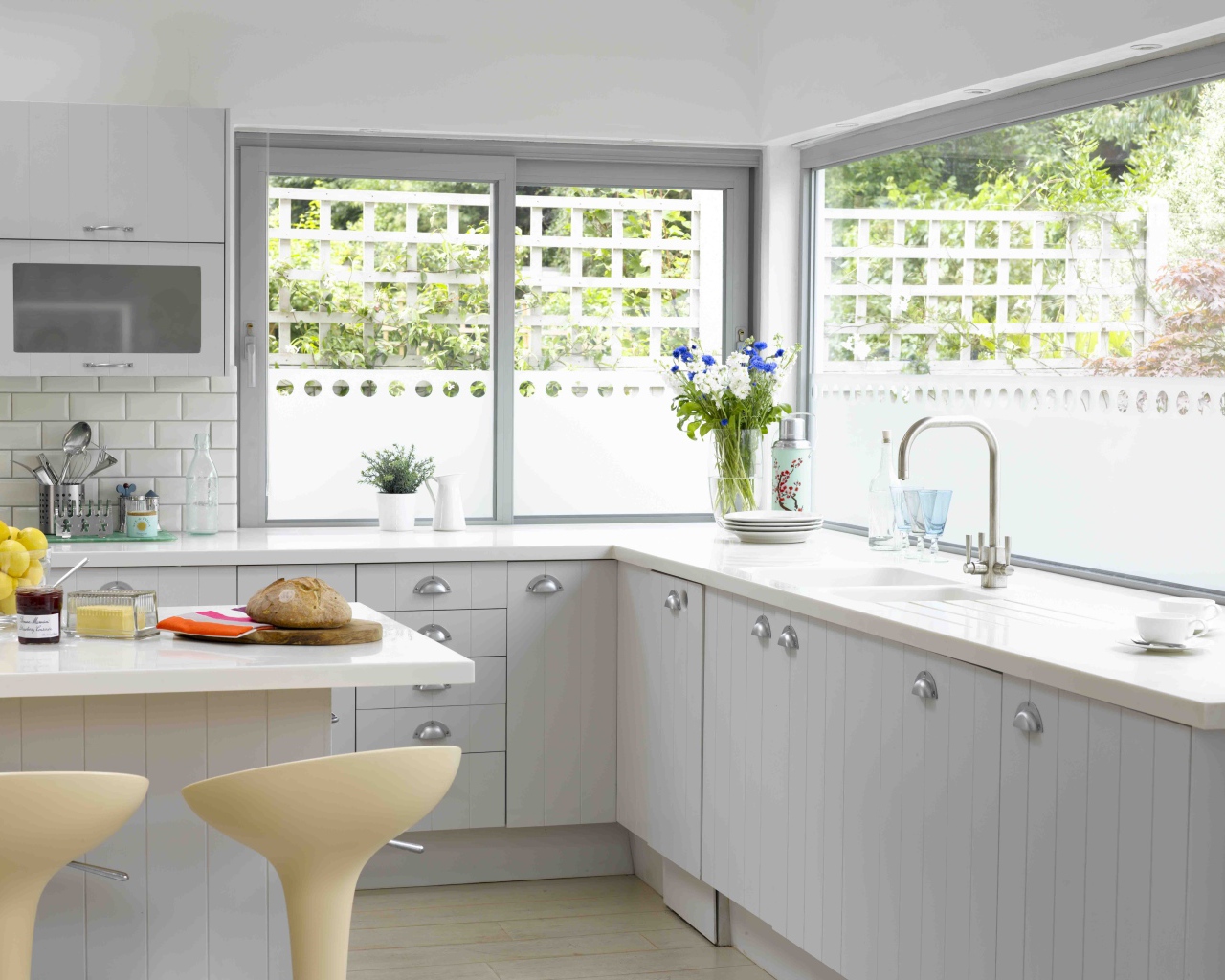 Кухня в загородном доме