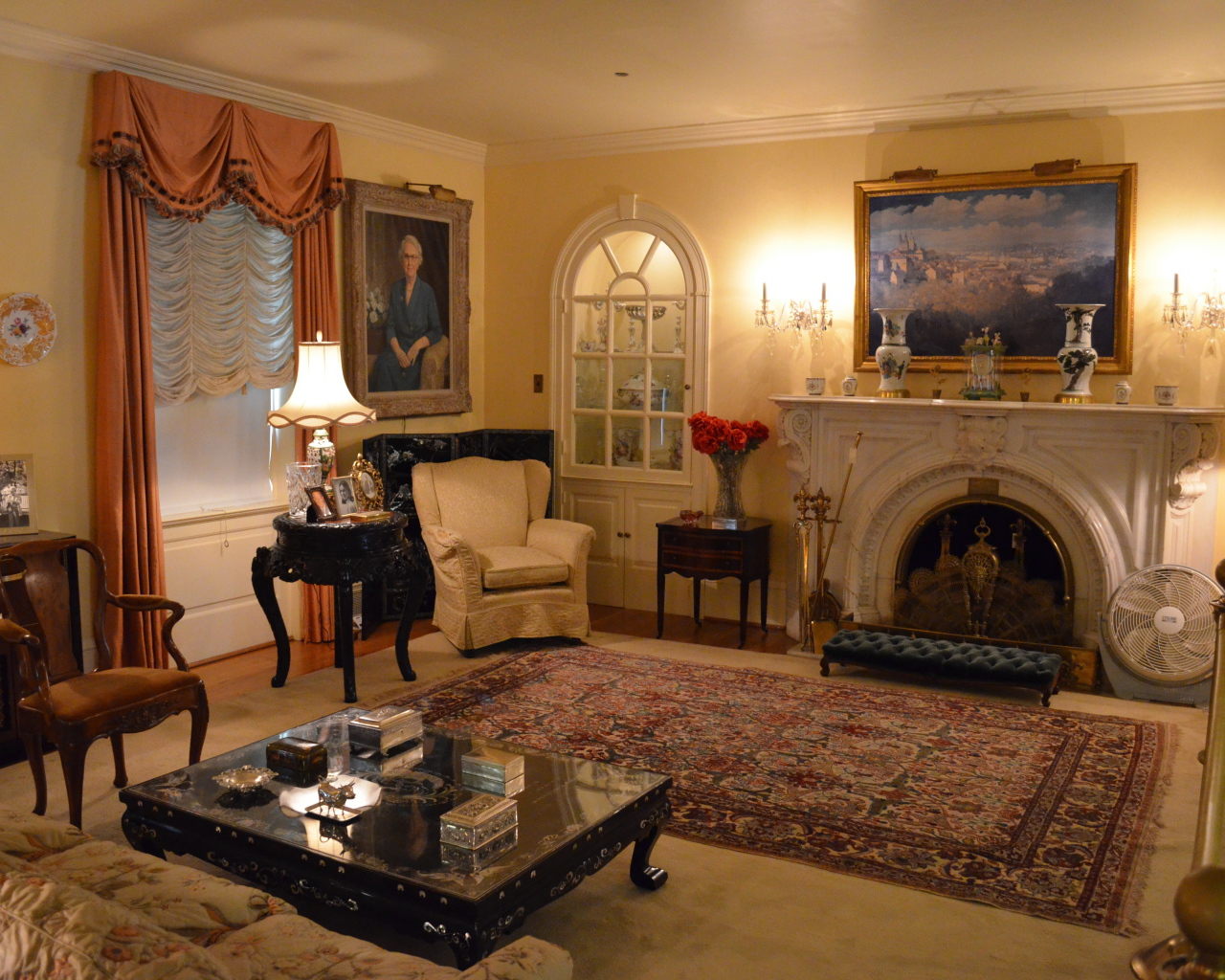 Оформление гостиной в стиле 19 века