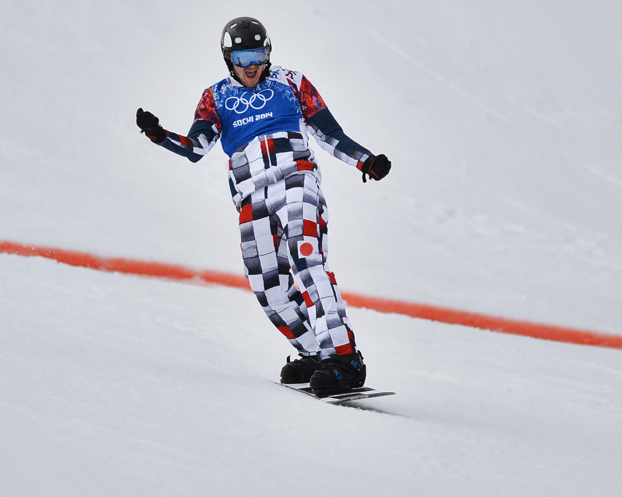 Николай Олюнин российский сноубордист обладатель серебряной медали