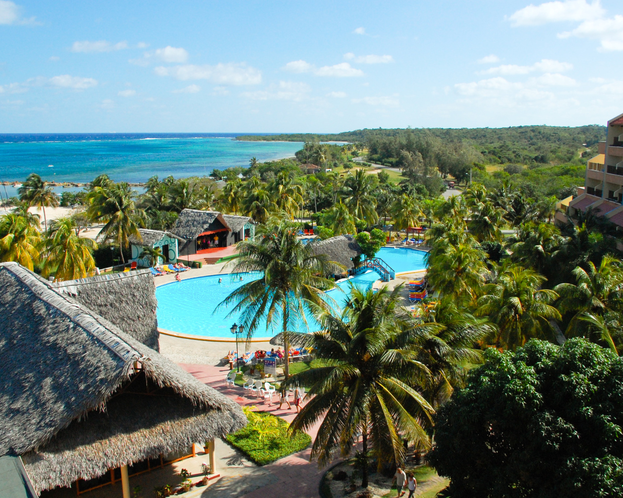 Панорама на курорте Гуардалавака, Куба