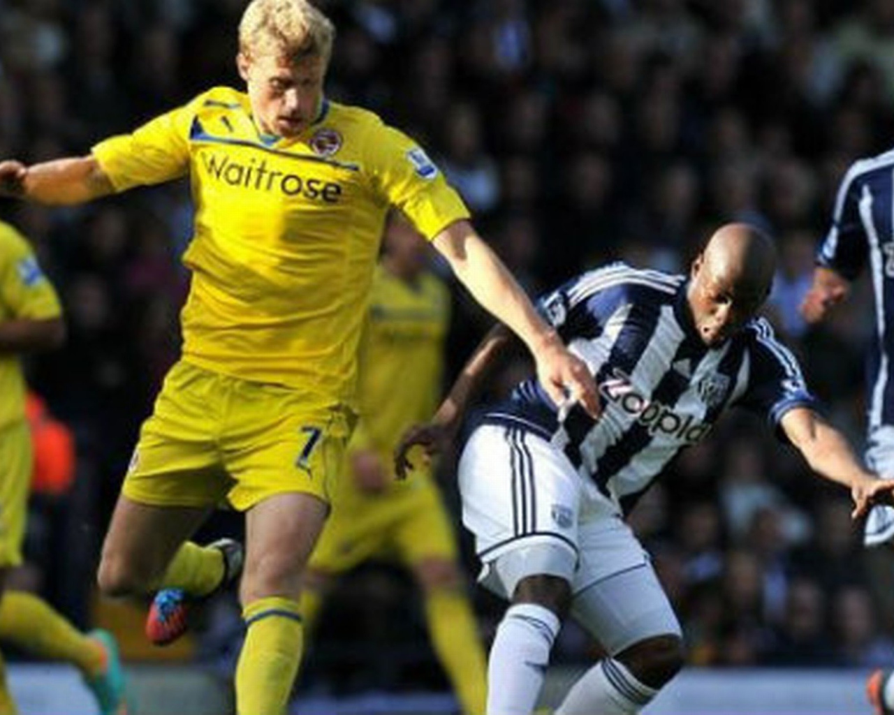 Павел Погребняк игрок сборной России на поле