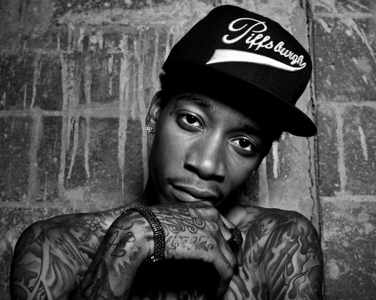 Человек с татуировками