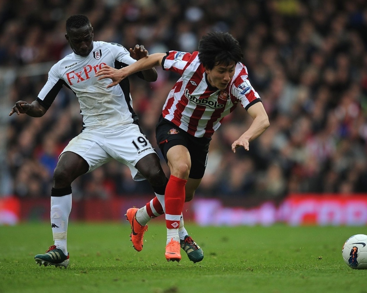 Популярный Футбольный клуб Фулхэм