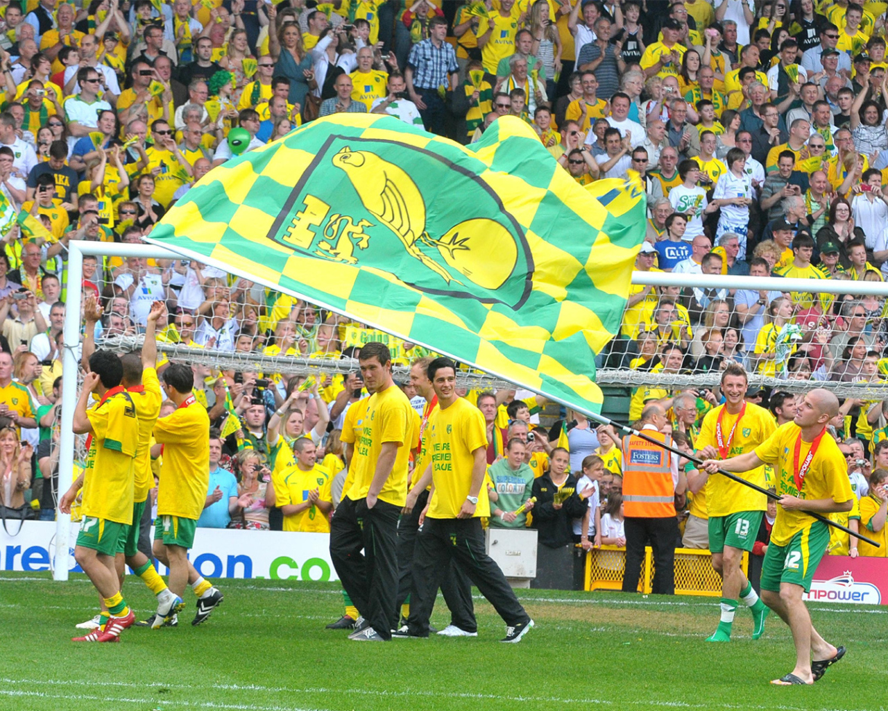 Популярный Футбольный клуб Норвич