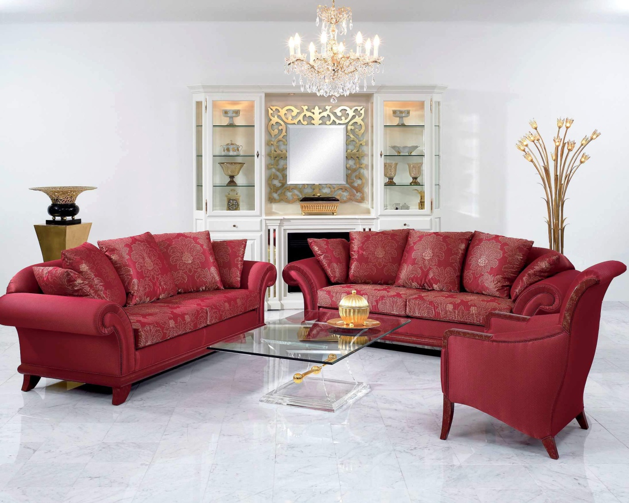 Красная мебель в гостиной