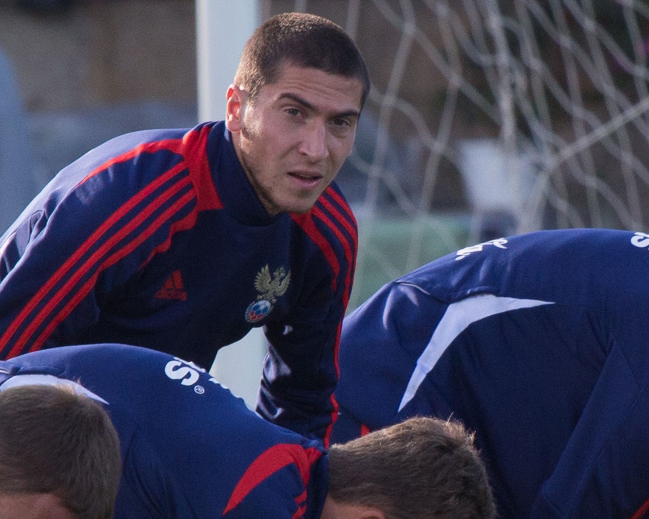 Полузащитник сборной России Алексей Ионов на тренировке