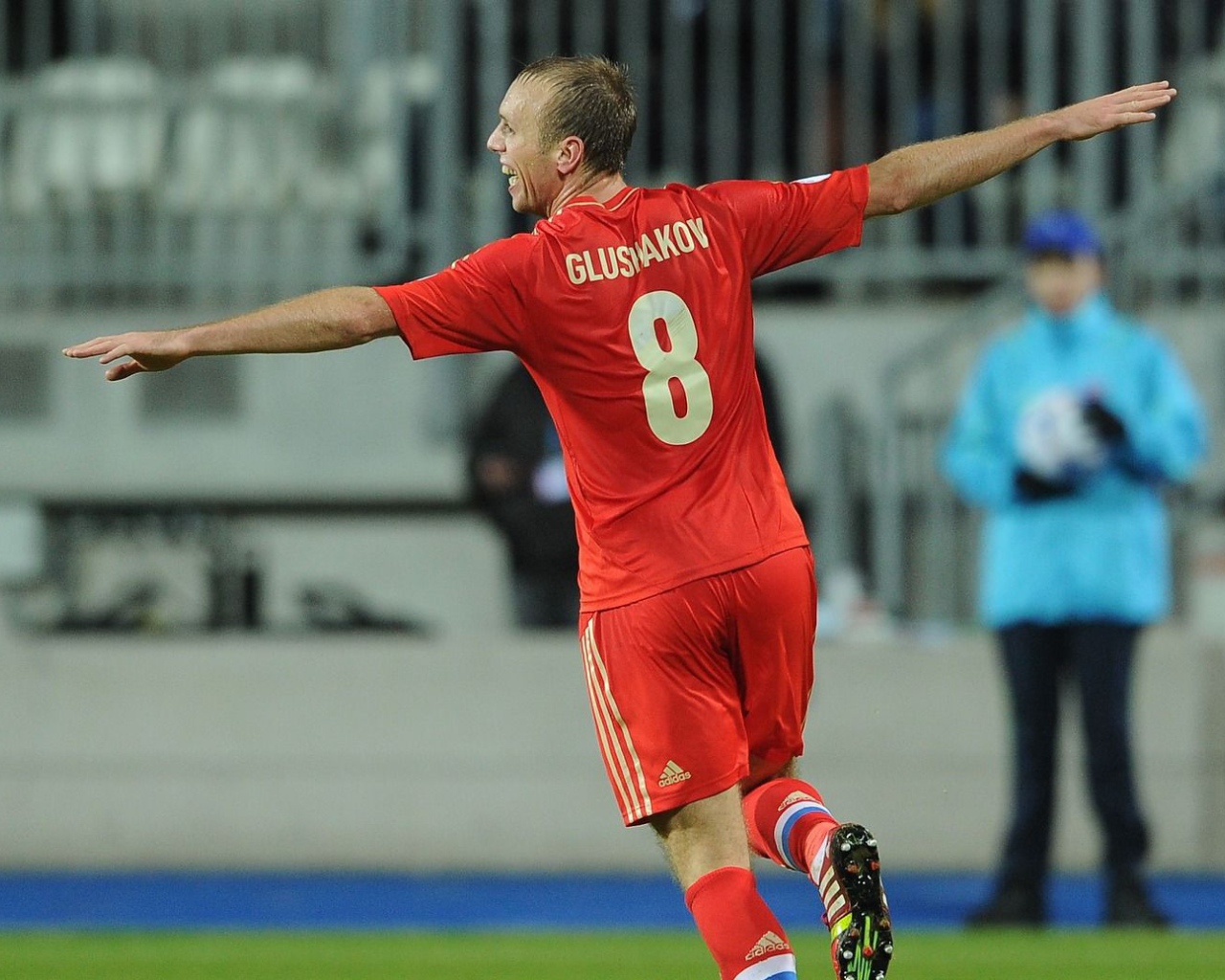 Денис Глушаков полузащитник Спартака рад успехам команды