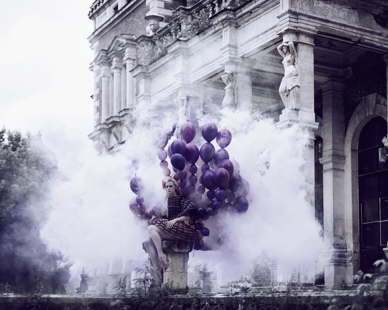 Фотография женщина с воздушными шарами