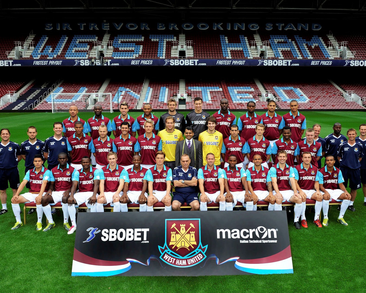 Лучший футбольный клуб Англии Вест Хэм Юнайтед